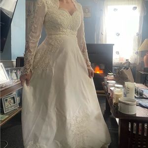 Wedding dress size 4